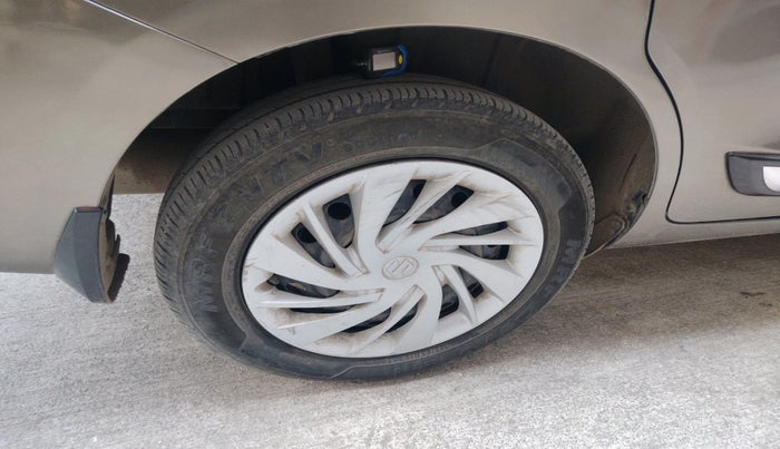 2022 Maruti Ertiga VXI CNG, Petrol, Manual, 1,11,501 km, tyre