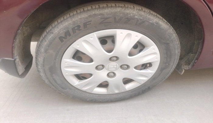 2015 Honda Amaze 1.2L I-VTEC S, Petrol, Manual, 58,235 km, tyre