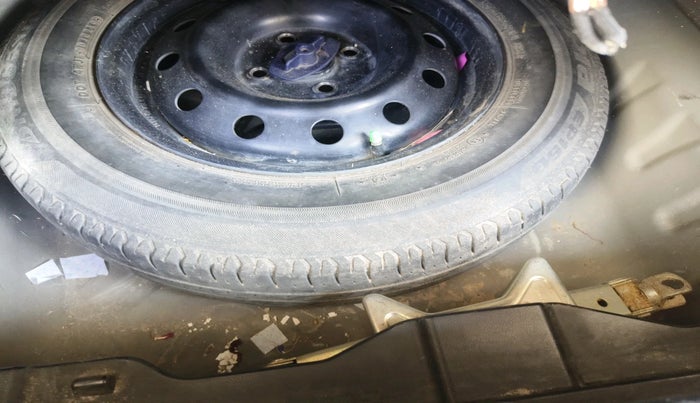 2019 Maruti Dzire VXI, Petrol, Manual, 86,085 km, tyre