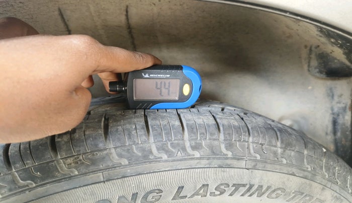 2019 Maruti Dzire VXI, Petrol, Manual, 86,085 km, tyre