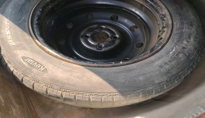 2012 Mahindra Verito 1.5 D2, Diesel, Manual, 1,48,618 km, tyre