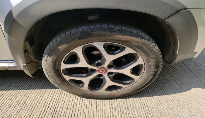 2021 Renault Duster RXZ 1.3 TURBO PETROL CVT, Petrol, Automatic, 30,909 km, tyre