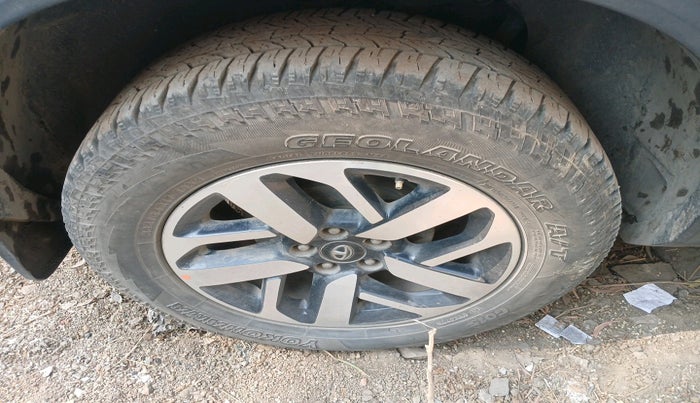 2021 Tata Harrier XZA PLUS 2.0L, Diesel, Automatic, 94,881 km, tyre