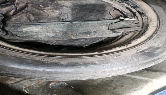 2011 Hyundai i20 ASTA 1.2, Petrol, Manual, 83,253 km, tyre