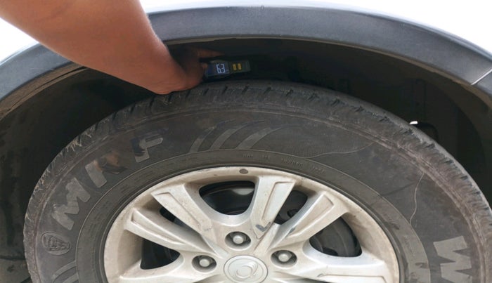 2013 Ssangyong Rexton RX7, Diesel, Automatic, 96,255 km, tyre