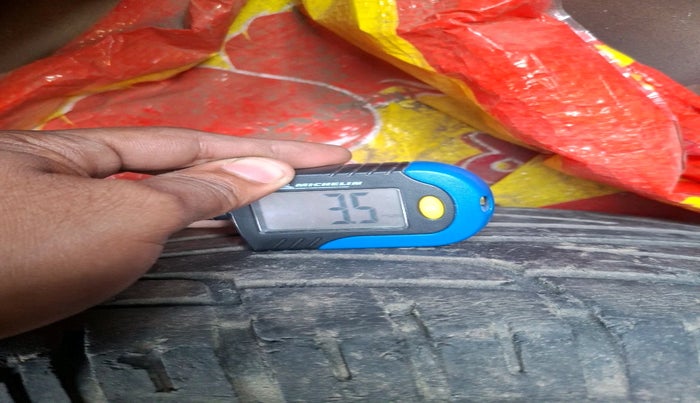 2016 Maruti S Cross SIGMA 1.3, Diesel, Manual, 57,219 km, tyre