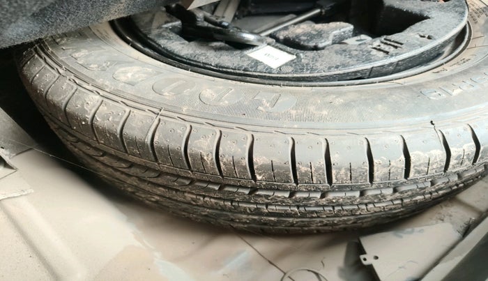 2017 Hyundai Creta E 1.6 PETROL, Petrol, Manual, 81,513 km, tyre