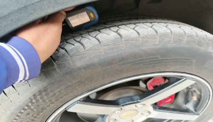 2017 Hyundai Creta E 1.6 PETROL, Petrol, Manual, 81,513 km, tyre