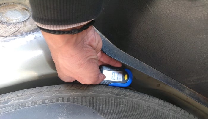 2016 Maruti Swift VDI, Diesel, Manual, 78,539 km, tyre