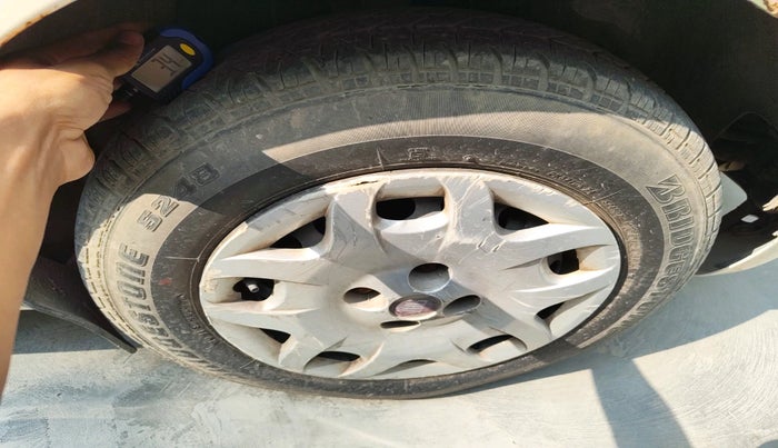 2012 Fiat Grand Punto DYNAMIC 1.3, Diesel, Manual, 42,625 km, tyre