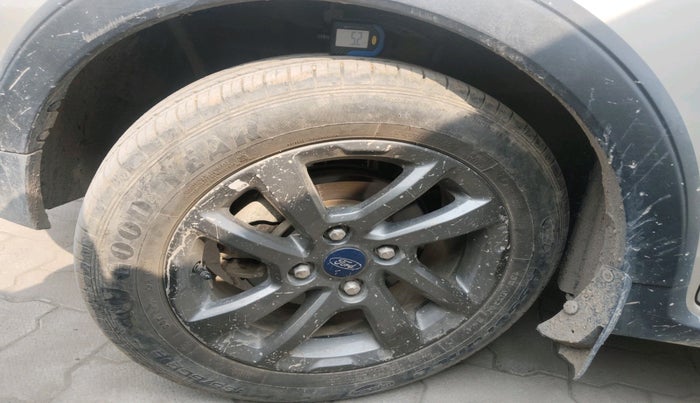 2021 Ford FREESTYLE TITANIUM 1.2 PETROL, Petrol, Manual, 13,590 km, tyre