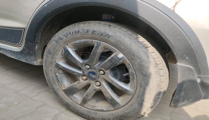 2021 Ford FREESTYLE TITANIUM 1.2 PETROL, Petrol, Manual, 13,590 km, tyre