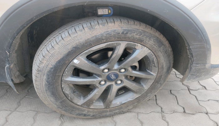 2021 Ford FREESTYLE TITANIUM 1.2 PETROL, Petrol, Manual, 13,590 km, tyre