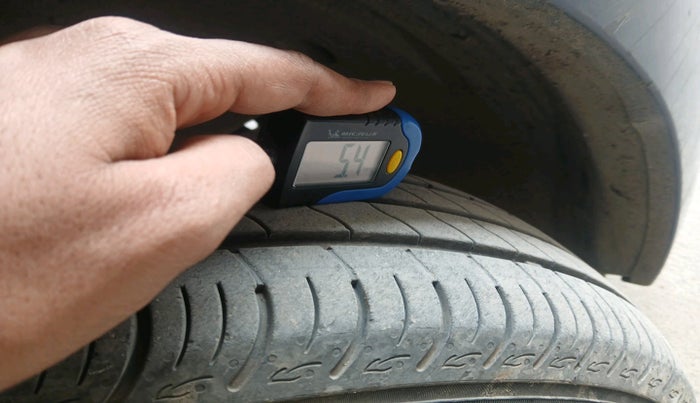 2016 Maruti Baleno DELTA PETROL 1.2, Petrol, Manual, 64,168 km, tyre