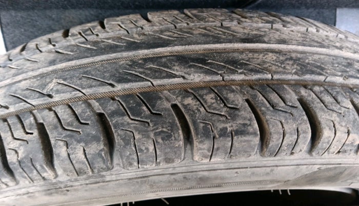 2017 Tata Tiago XM (O) PETROL, Petrol, Manual, 1,14,011 km, tyre