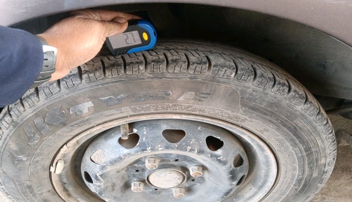 2017 Tata Tiago XM (O) PETROL, Petrol, Manual, 1,14,011 km, tyre