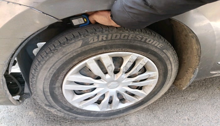 2017 Maruti Dzire VDI AMT, Diesel, Automatic, 1,25,953 km, tyre