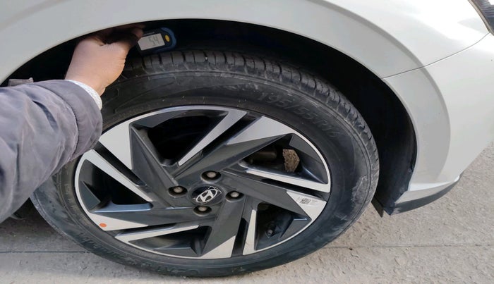 2022 Hyundai NEW I20 ASTA (O) 1.0 TURBO GDI DCT, Petrol, Automatic, 23,702 km, tyre