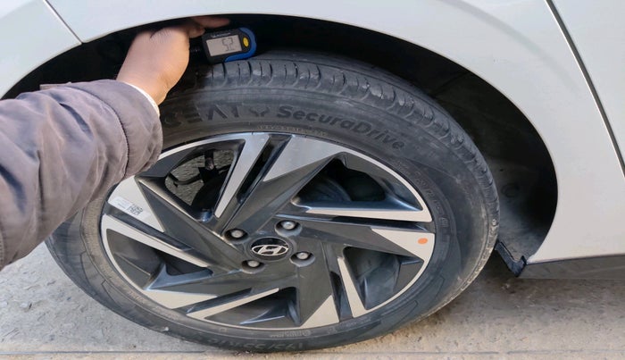 2022 Hyundai NEW I20 ASTA (O) 1.0 TURBO GDI DCT, Petrol, Automatic, 23,702 km, tyre