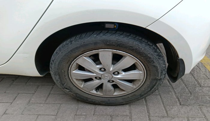 2014 Hyundai i20 ASTA 1.4 CRDI, Diesel, Manual, 65,602 km, tyre