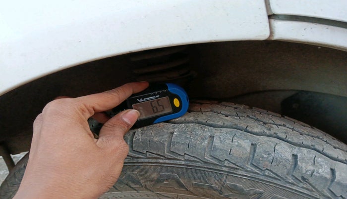 2024 Maruti Eeco 5 STR AC CNG, Petrol, Manual, 12,313 km, tyre