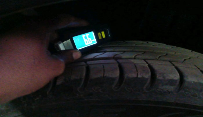 2025 Volkswagen TAIGUN HIGHLINE 1.0 TSI AT, Petrol, Automatic, 3,695 km, tyre