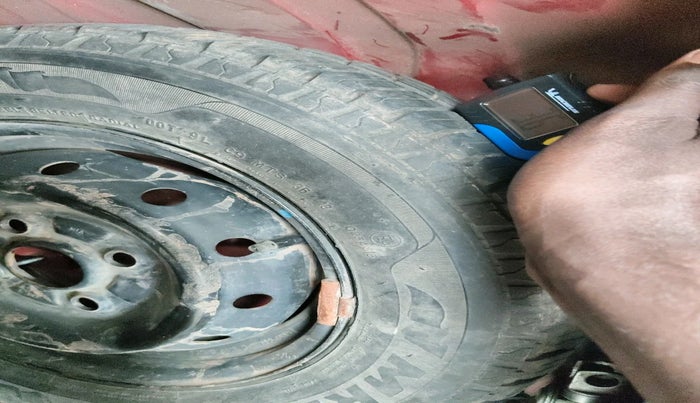 2013 Maruti Alto 800 LXI, Petrol, Manual, 38,672 km, tyre