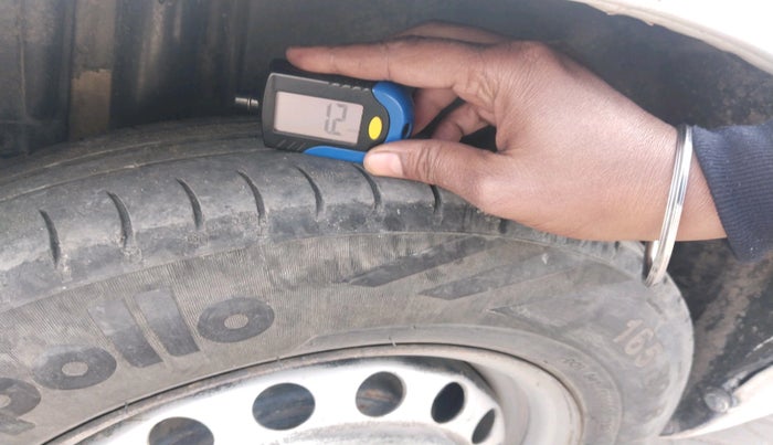 2018 Maruti Swift Dzire TOUR S-CNG, Petrol, Manual, 1,12,207 km, tyre