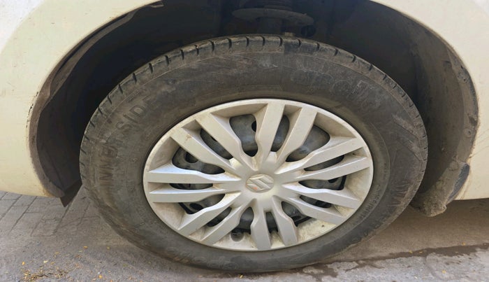 2020 Maruti Dzire VXI, Petrol, Manual, 1,81,232 km, tyre