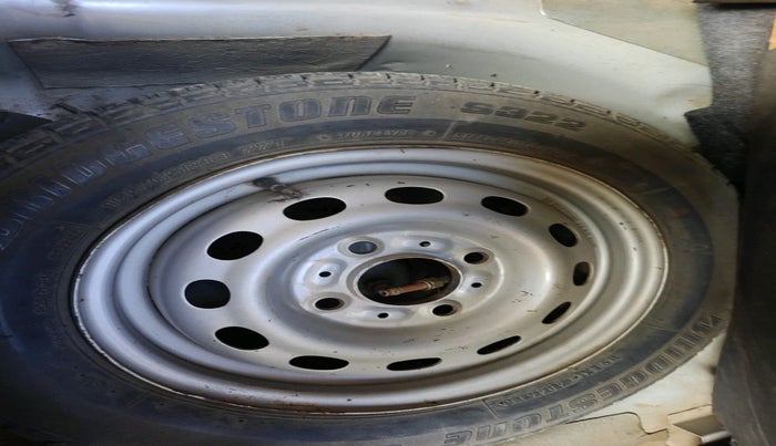 2009 Tata Indica EV2 Xeta GLS(LPG), Petrol, Manual, 58,023 km, tyre