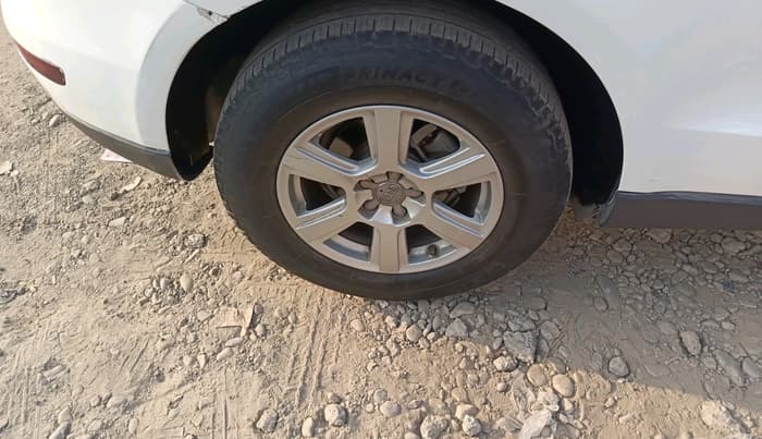 2014 Audi Q5 30 TDI PREMIUM, Diesel, Automatic, 1,13,110 km, tyre