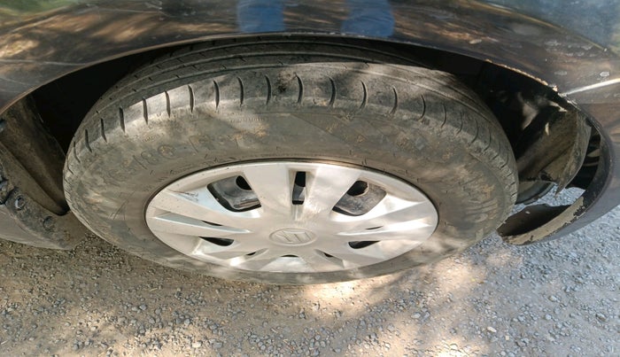 2011 Maruti Swift VDI, Diesel, Manual, 1,31,668 km, tyre