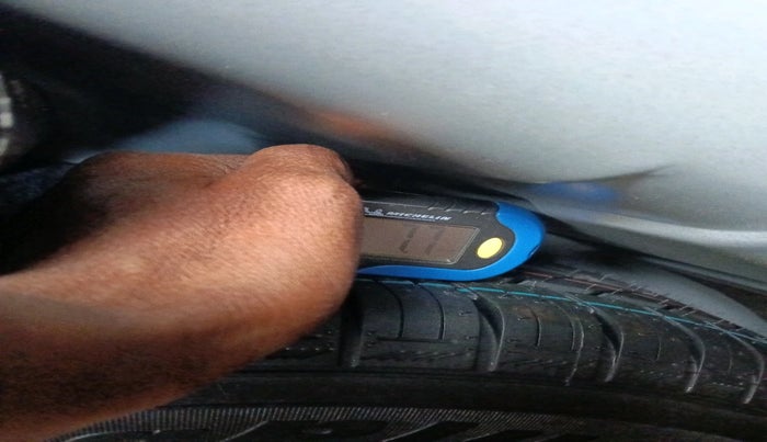 2022 Volkswagen Vento HIGHLINE 1.0L TSI, Petrol, Manual, 12,283 km, tyre