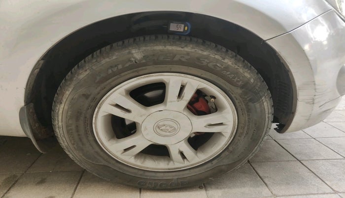 2011 Hyundai i20 SPORTZ 1.2, Petrol, Manual, 74,607 km, tyre