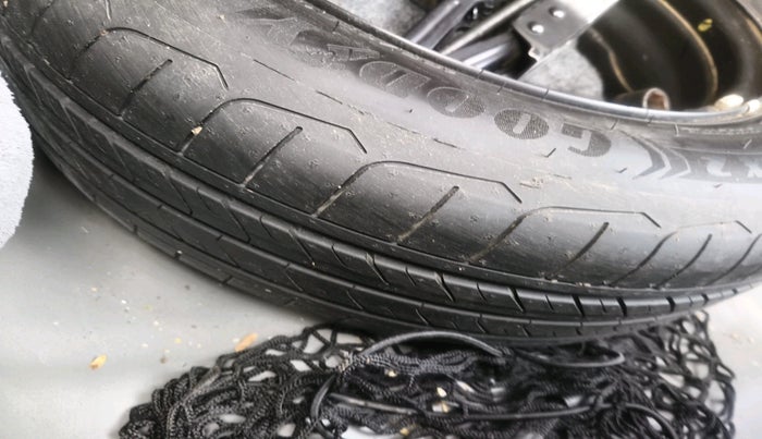 2023 Hyundai Verna SX (O) 1.5 TURBO PETROL MT, Petrol, Manual, 35,940 km, tyre