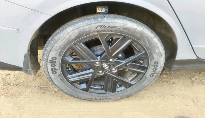 2023 Hyundai Verna SX (O) 1.5 TURBO PETROL MT, Petrol, Manual, 35,940 km, tyre