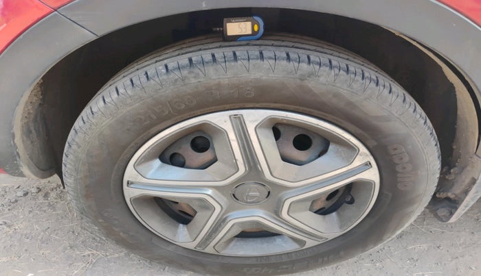 2018 Tata NEXON XM DIESEL, Diesel, Manual, 1,30,211 km, tyre