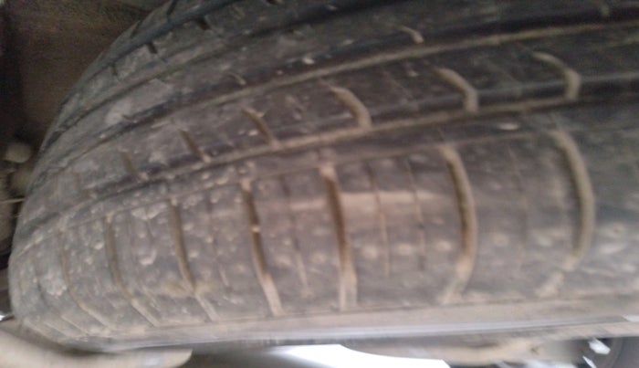 2019 Mahindra XUV500 W11 (O) AT, Diesel, Automatic, 1,11,639 km, tyre