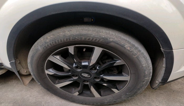 2019 Mahindra XUV500 W11 (O) AT, Diesel, Automatic, 1,11,639 km, tyre