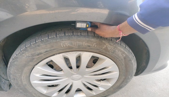 2015 Maruti Ertiga VXI CNG, Petrol, Manual, 1,10,293 km, tyre