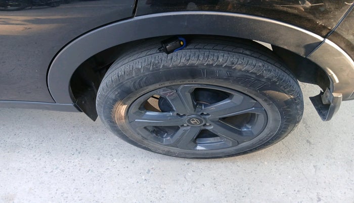 2022 Tata NEXON EV XZ PLUS LUX, Electric, Automatic, 50,868 km, tyre