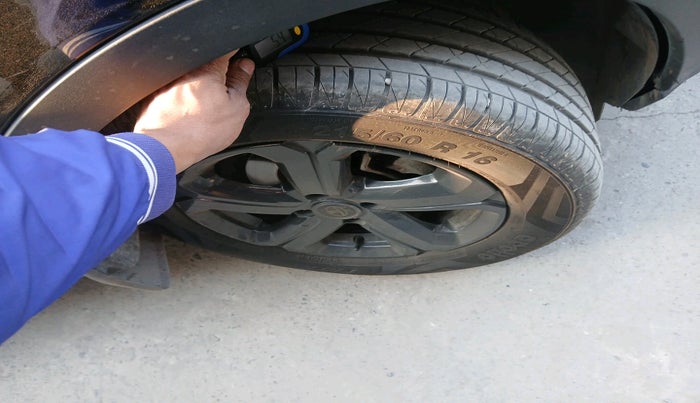 2022 Tata NEXON EV XZ PLUS LUX, Electric, Automatic, 50,868 km, tyre