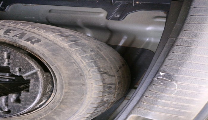 2017 Hyundai Creta SX 1.6 DIESEL, Diesel, Manual, 73,993 km, tyre