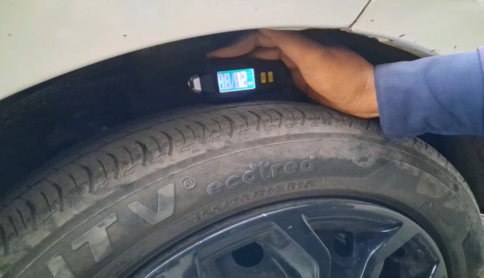 2018 Maruti Celerio VXI (O) CNG, Petrol, Manual, 1,04,241 km, tyre