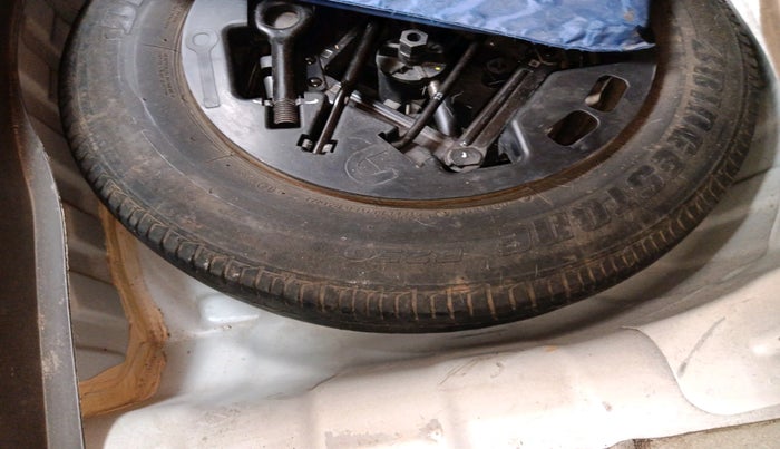 2011 Hyundai i10 MAGNA 1.1, Petrol, Manual, 43,151 km, tyre