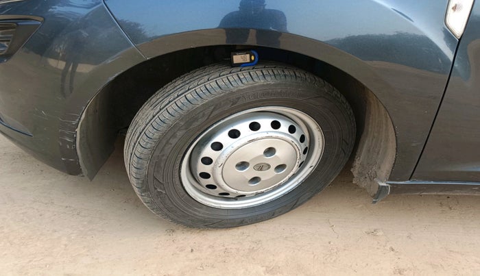 2021 Tata ALTROZ XM DIESEL, Diesel, Manual, 96,744 km, tyre