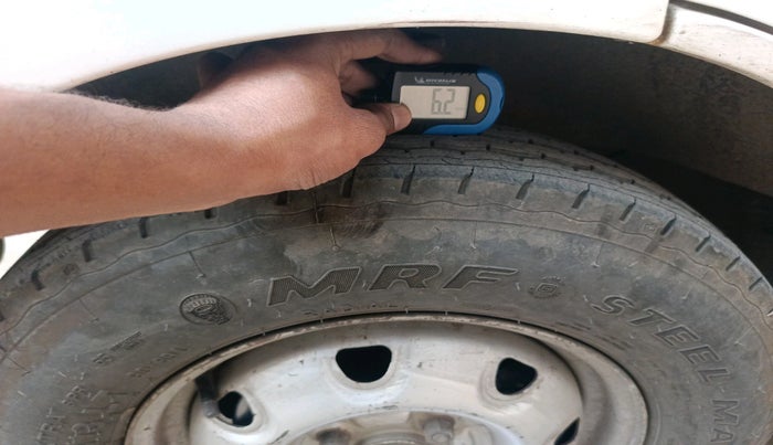 2017 Maruti Eeco 5 STR WITH A/C+HTR, Petrol, Manual, 3,11,773 km, tyre