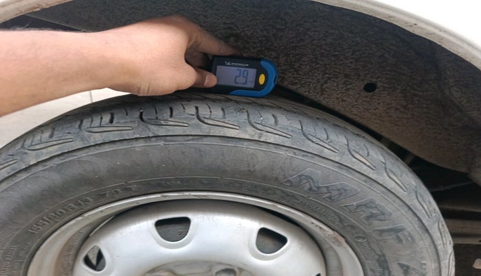 2017 Maruti Eeco 5 STR WITH A/C+HTR, Petrol, Manual, 3,11,773 km, tyre