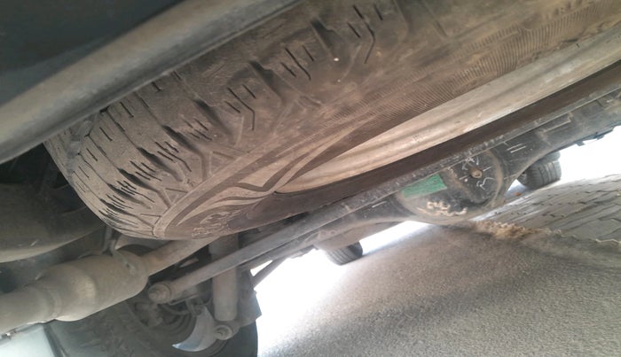 2017 Tata Safari Storme 2.2 VX 4X2, Diesel, Manual, 1,16,144 km, tyre