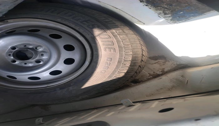 2017 Tata Tiago XZA PETROL, Petrol, Automatic, 41,166 km, tyre